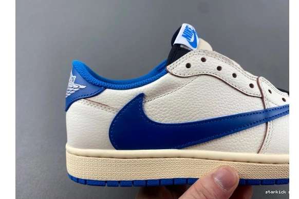 JORDAN  LOW  DM7866-104 SP TRAVIS OG SCOTT RETRO DM7866-104 1 0924